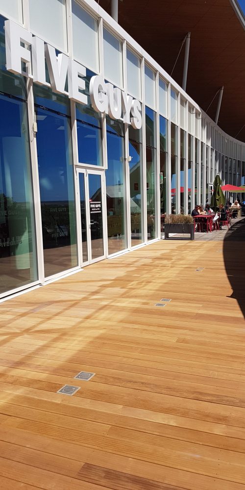 Résultat de la Terrasse Bois Dijon Parquets - ponçage et traitement - commerce