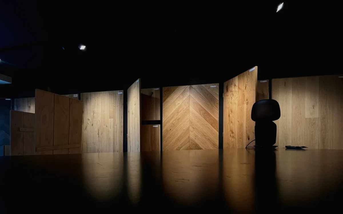 intérieur Boutique Parquets des Ducs - mode sombre